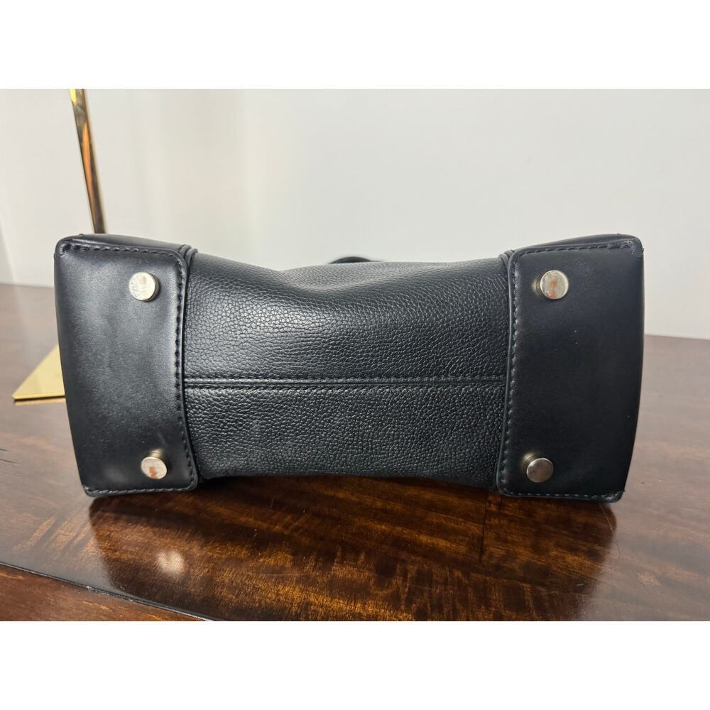 Michael Kors Mercer Gallery Med. Faux Pebbled Leather Tote Bag - Picture 6 of 12